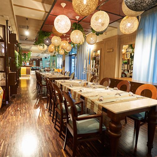 RESTAURANT STUDIO 80